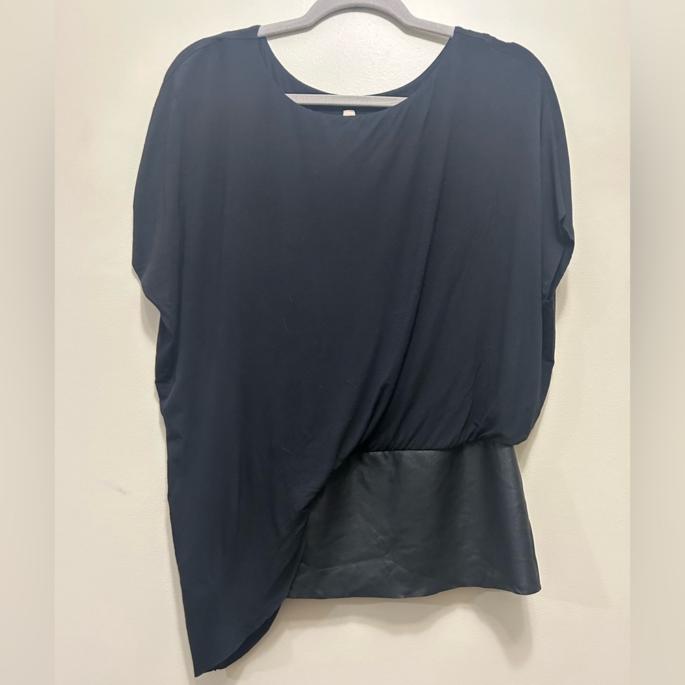 Bailey 44 Top